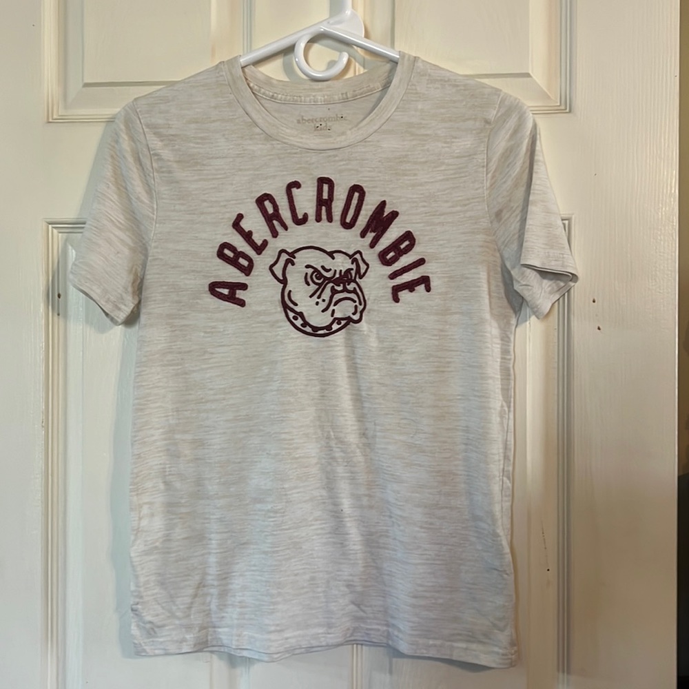 Abercrombie boys tee size 13/14